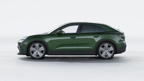 2026 Porsche Macan 4