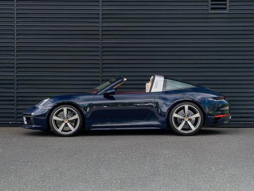 Paint to Sample Dark Sea Blue 2021 Porsche 911 Targa 4S