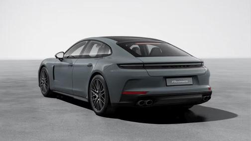 2026 Porsche Panamera 4