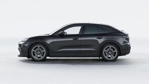 2026 Porsche Macan 4