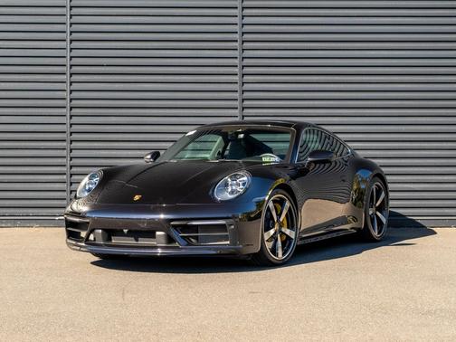 2022 Porsche 911 Carrera S