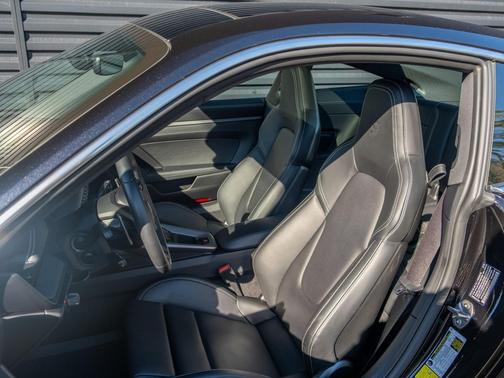 2022 Porsche 911 Carrera S