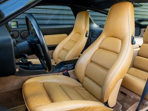 1989 Porsche 928 S4