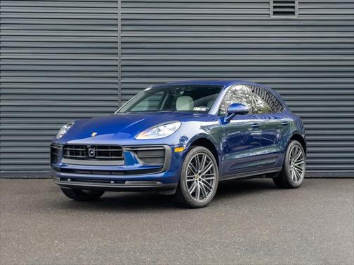 2024 Porsche Macan Base