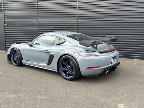 2023 Porsche 718 Cayman GT4 RS