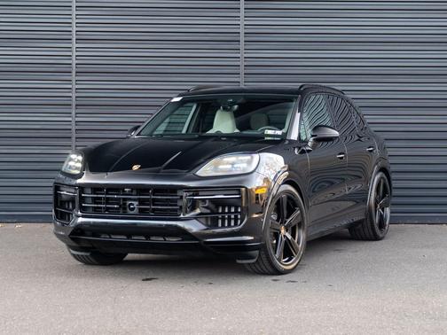 2026 Porsche Cayenne GTS