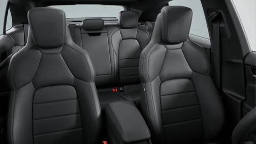 2026 Porsche Macan 4