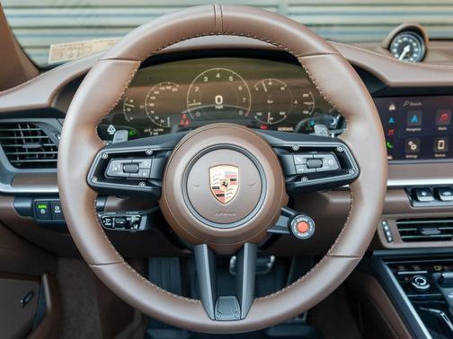 2026 Porsche 911 Carrera 4S Cabriolet