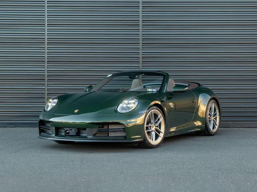 2026 Porsche 911 Carrera 4S Cabriolet