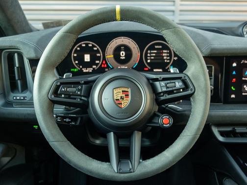 2024 Porsche Cayenne Turbo GT