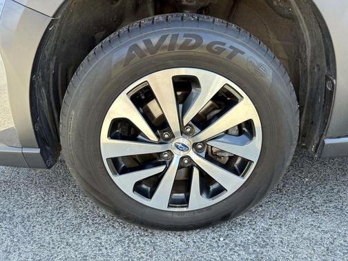 2023 Subaru Outback Premium