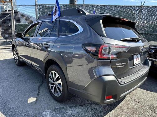2023 Subaru Outback Premium