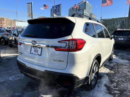 2023 Subaru Ascent Premium 8-Passenger