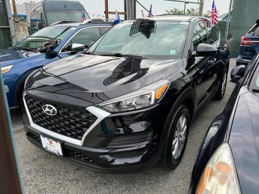 2019 Hyundai TUCSON SE