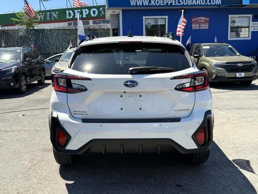 Crystal White Pearl 2024 Subaru Crosstrek Limited