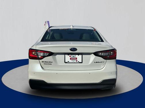 2023 Subaru Legacy 