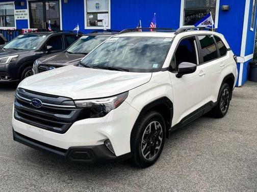 2025 Subaru Forester Premium