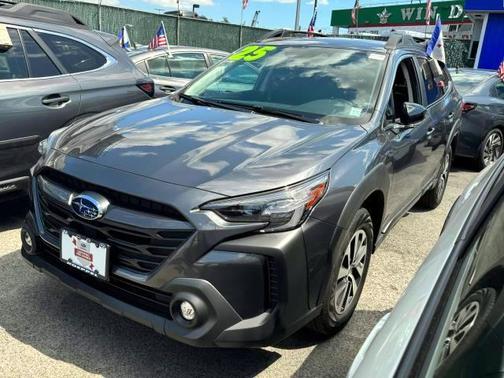 2025 Subaru Outback Premium