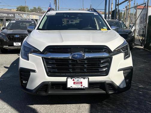 2023 Subaru Ascent Limited 8-Passenger