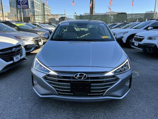 2020 Hyundai ELANTRA Limited
