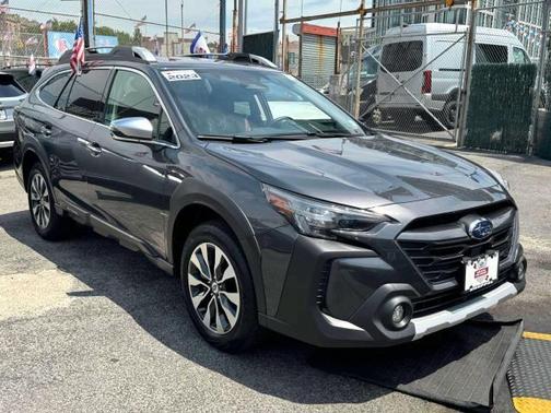 2023 Subaru Outback Touring XT