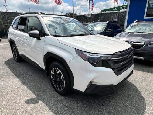 2025 Subaru Forester Premium