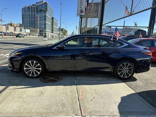 2019 Lexus ES 300h 300H
