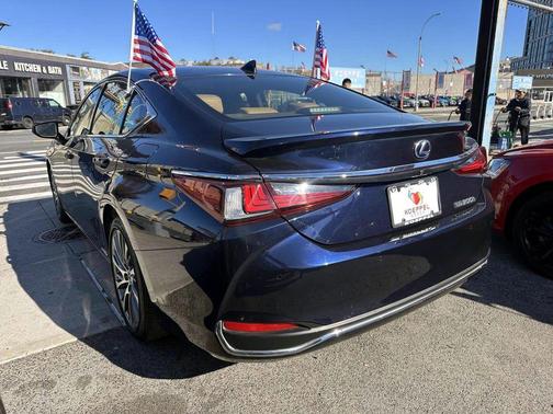 2019 Lexus ES 300h 300H