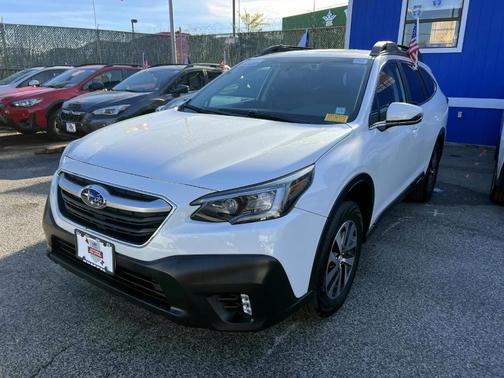 2022 Subaru Outback Premium