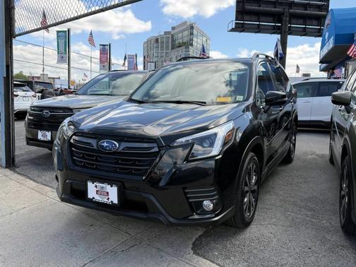 Crystal Black Silica 2023 Subaru Forester Limited