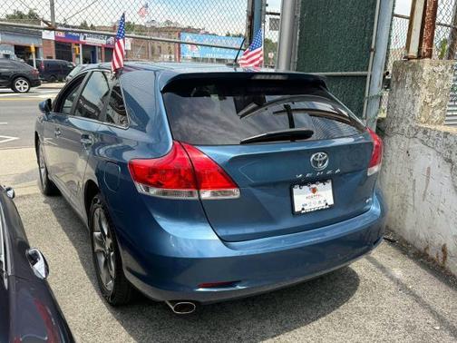 2011 Toyota Venza Base