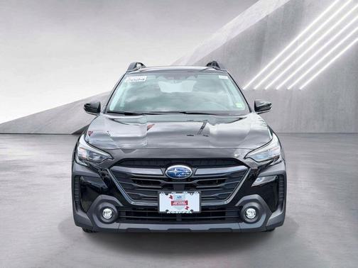 Crystal Black Silica 2024 Subaru Outback Premium