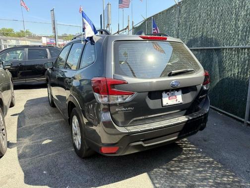 Magnetite Gray Metallic 2023 Subaru Forester