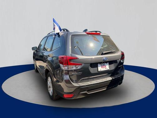 Magnetite Gray Metallic 2023 Subaru Forester