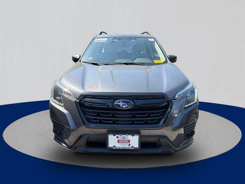 Magnetite Gray Metallic 2023 Subaru Forester
