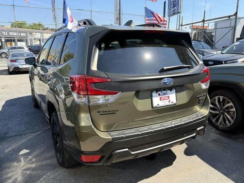 Autumn Green Metallic 2023 Subaru Forester Wilderness