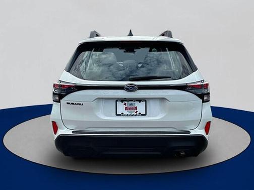 2025 Subaru Forester Base