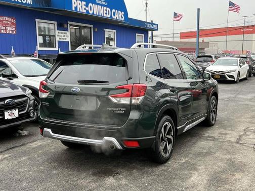 2023 Subaru Forester Touring