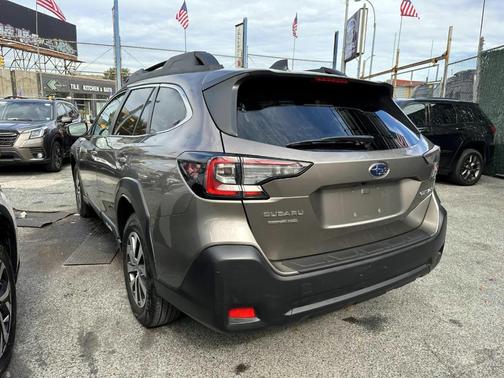 2023 Subaru Outback Premium