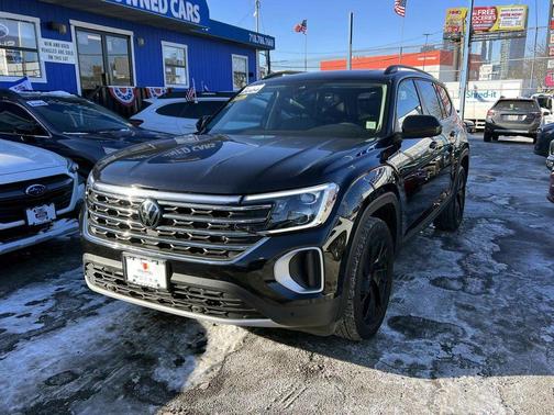 2024 Volkswagen Atlas 2.0T SE