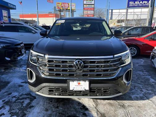 2024 Volkswagen Atlas 2.0T SE