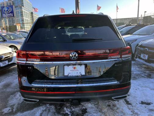 2024 Volkswagen Atlas 2.0T SE