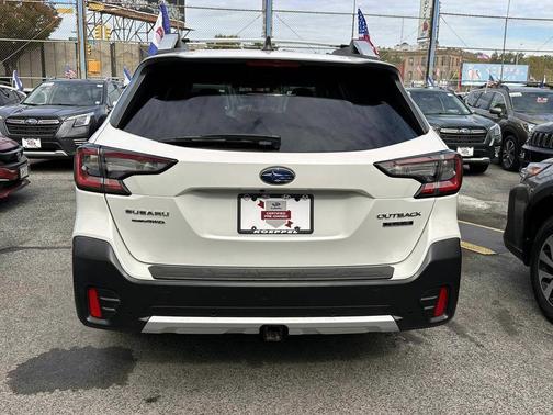 2022 Subaru Outback Touring