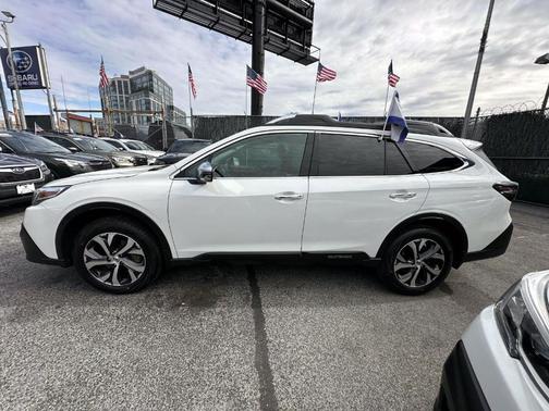 2022 Subaru Outback Touring