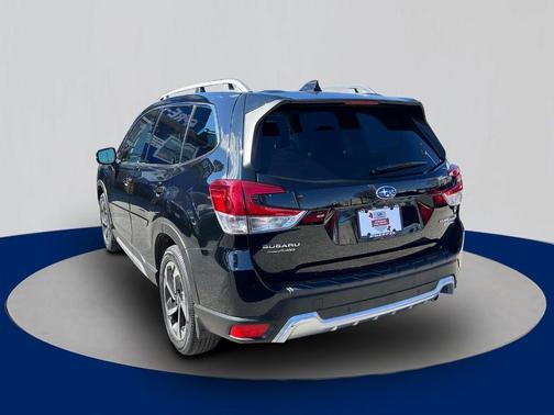 Crystal Black Silica 2023 Subaru Forester Touring