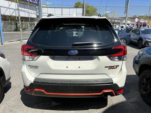Crystal White Pearl 2021 Subaru Forester Sport