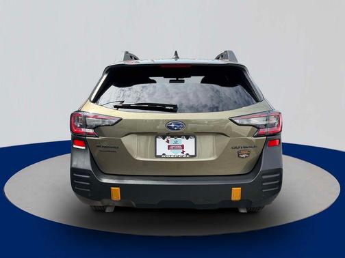 Autumn Green Metallic 2023 Subaru Outback Wilderness
