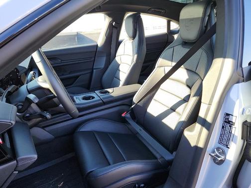 2026 Porsche Taycan 4