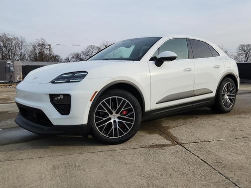 2026 Porsche Macan 4S