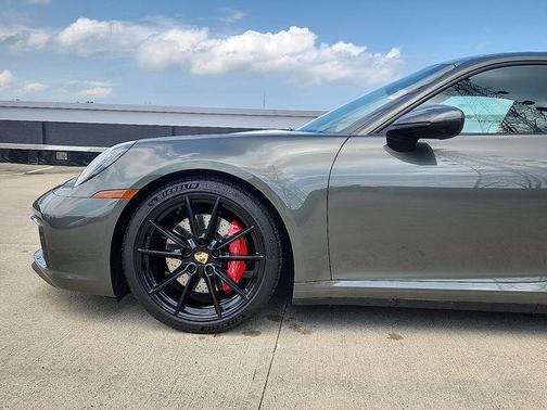 2024 Porsche 911 Carrera 4S